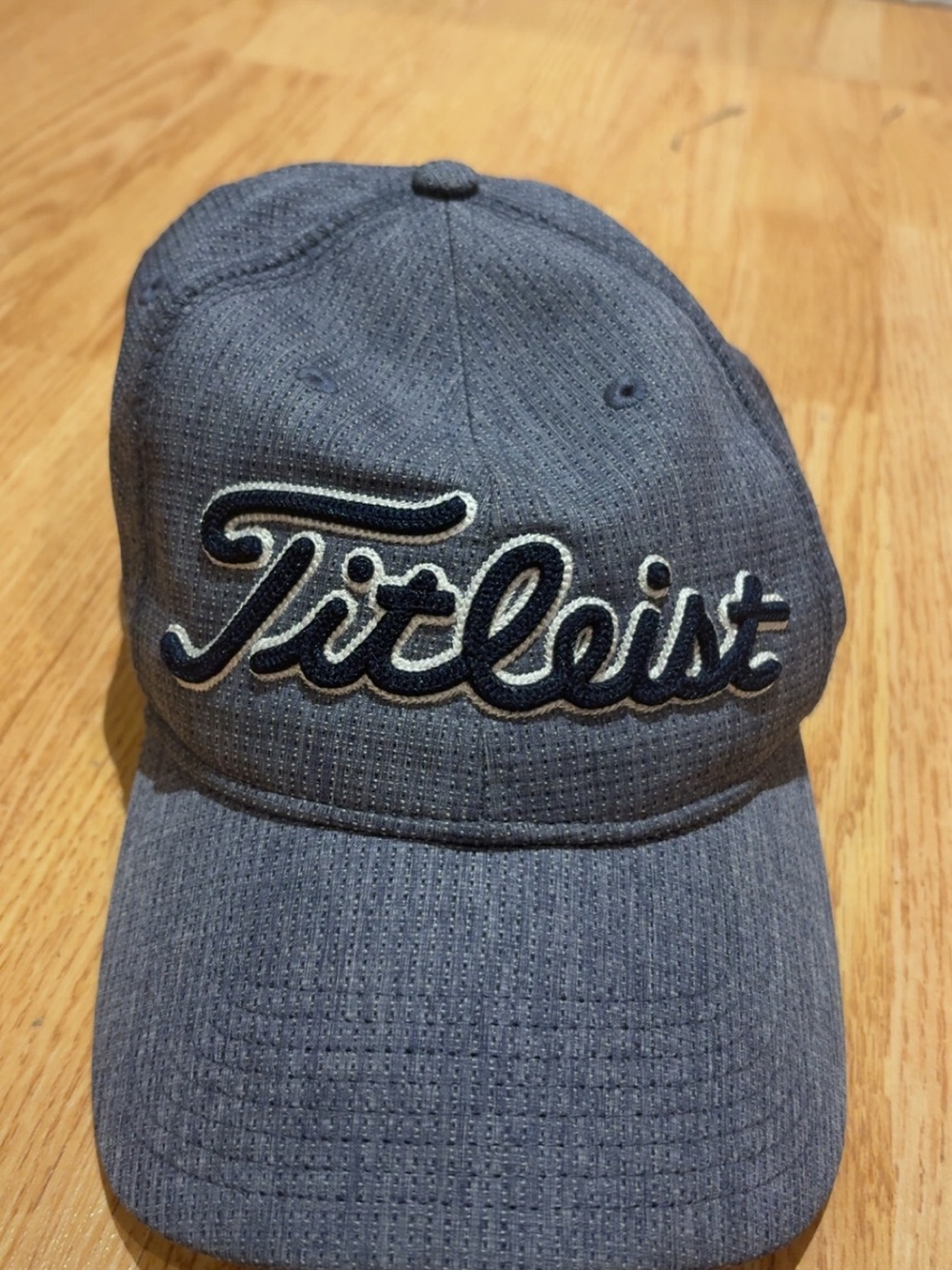 Titleist Men's Heather Navy Script Logo Hat